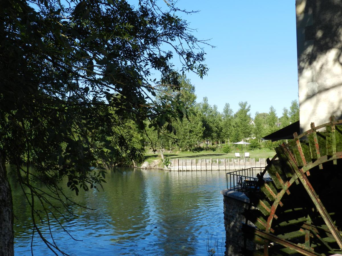 Saché Moulin De La Chevriere Bed & Breakfast エクステリア 写真