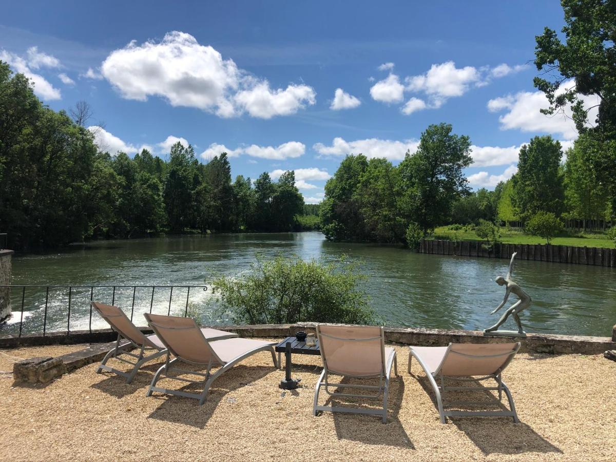 Saché Moulin De La Chevriere Bed & Breakfast エクステリア 写真